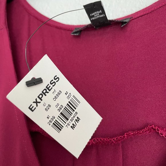 NWT - Deep Red - Express Sleeveless Blouse - Medium - Picture 4 of 11